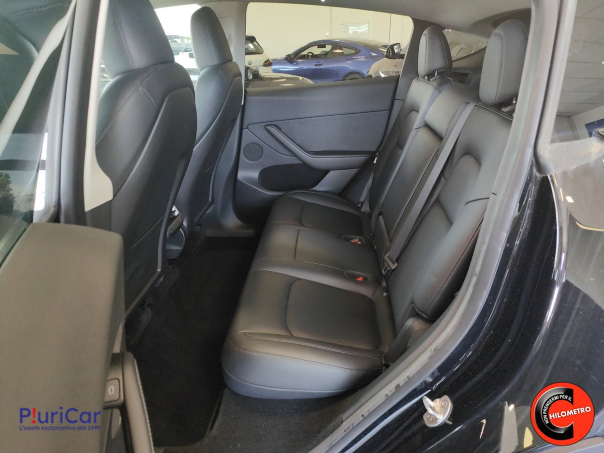 Tesla Model Y Long Range Dual Motor awd (7)