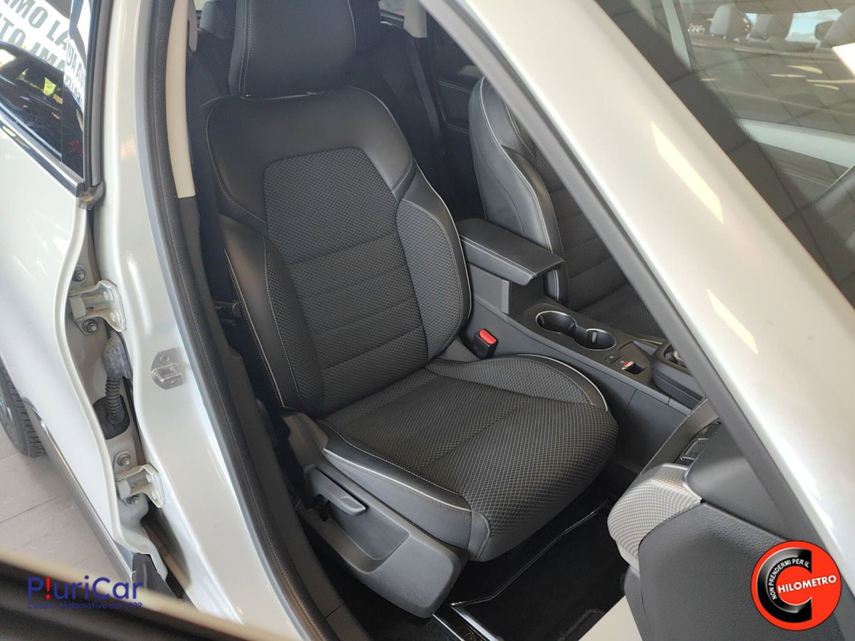Renault Arkana E-Tech 145 CV Intens (5)
