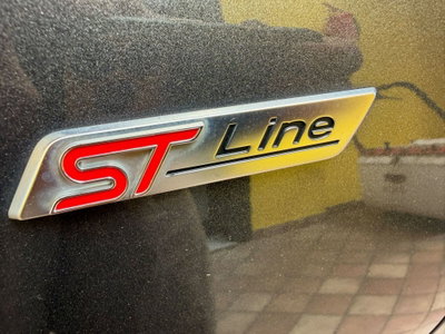 Ford Focus 1.0 EcoBoost Hybrid 155 CV 5p. ST-Line X (8)