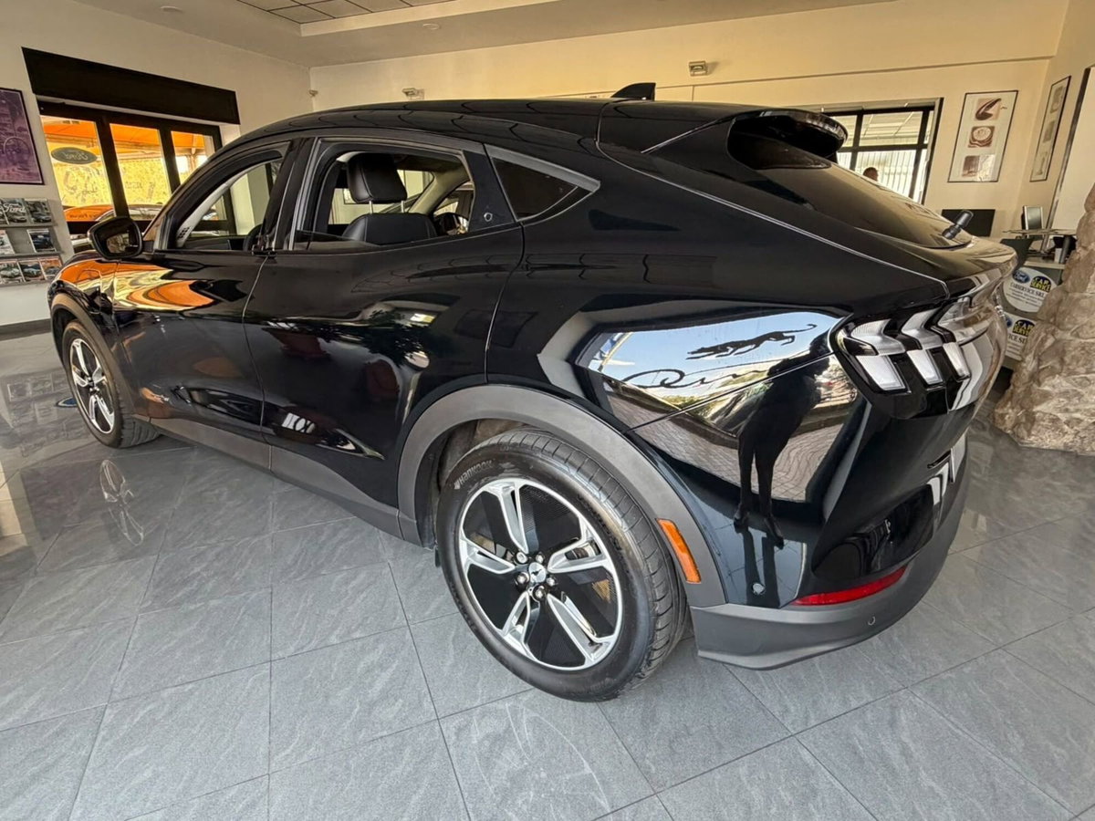 Ford Mustang Mach-E Extended 294CV Premium (2)
