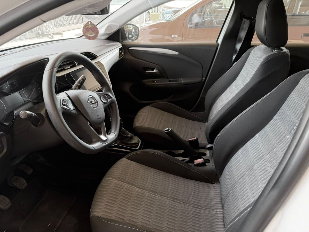 Opel Corsa 1.5 D 100 CV Edition (7)