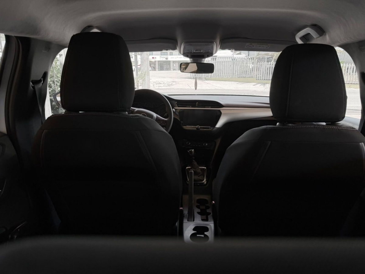 Opel Corsa 1.5 D 100 CV Edition (8)