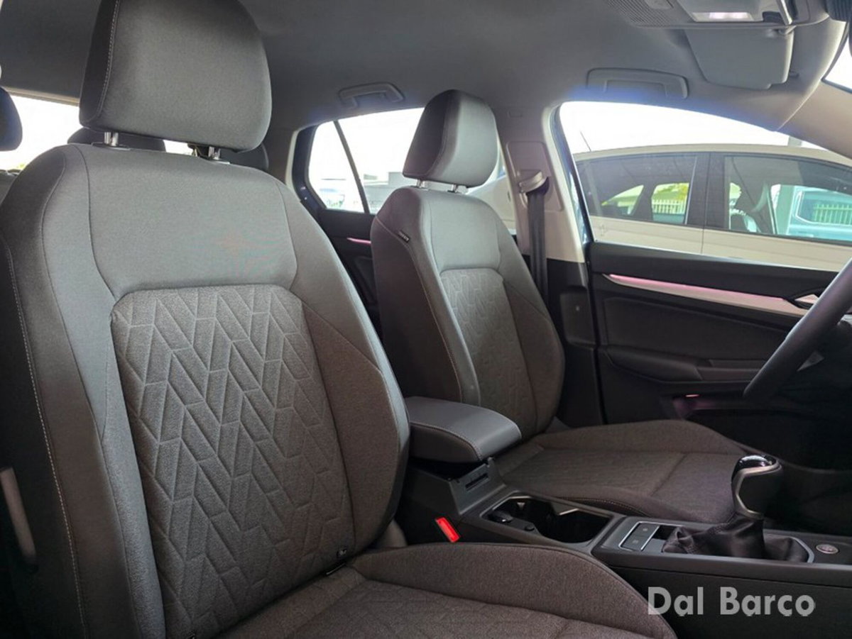 Volkswagen Golf 1.5 TSI EVO ACT 1st Edition Life (19)