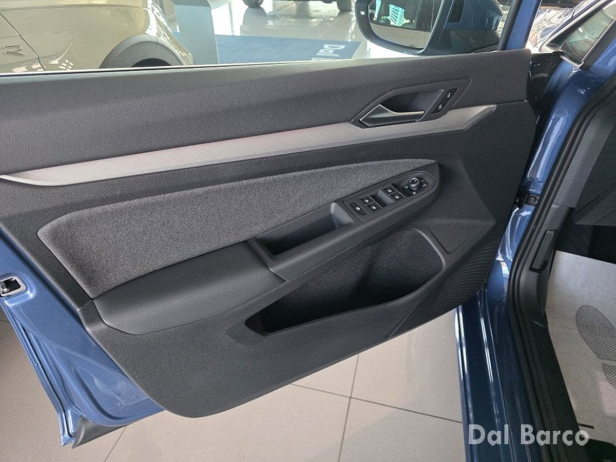 Volkswagen Golf 1.5 TSI EVO ACT 1st Edition Life (9)