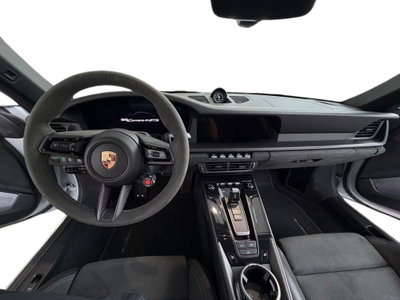 Porsche 911 Cabrio 3.6 Carrera 4 GTS auto (12)