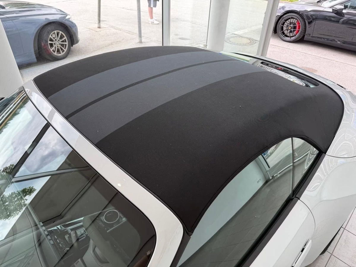 Porsche 911 Cabrio 3.6 Carrera 4 GTS auto (4)