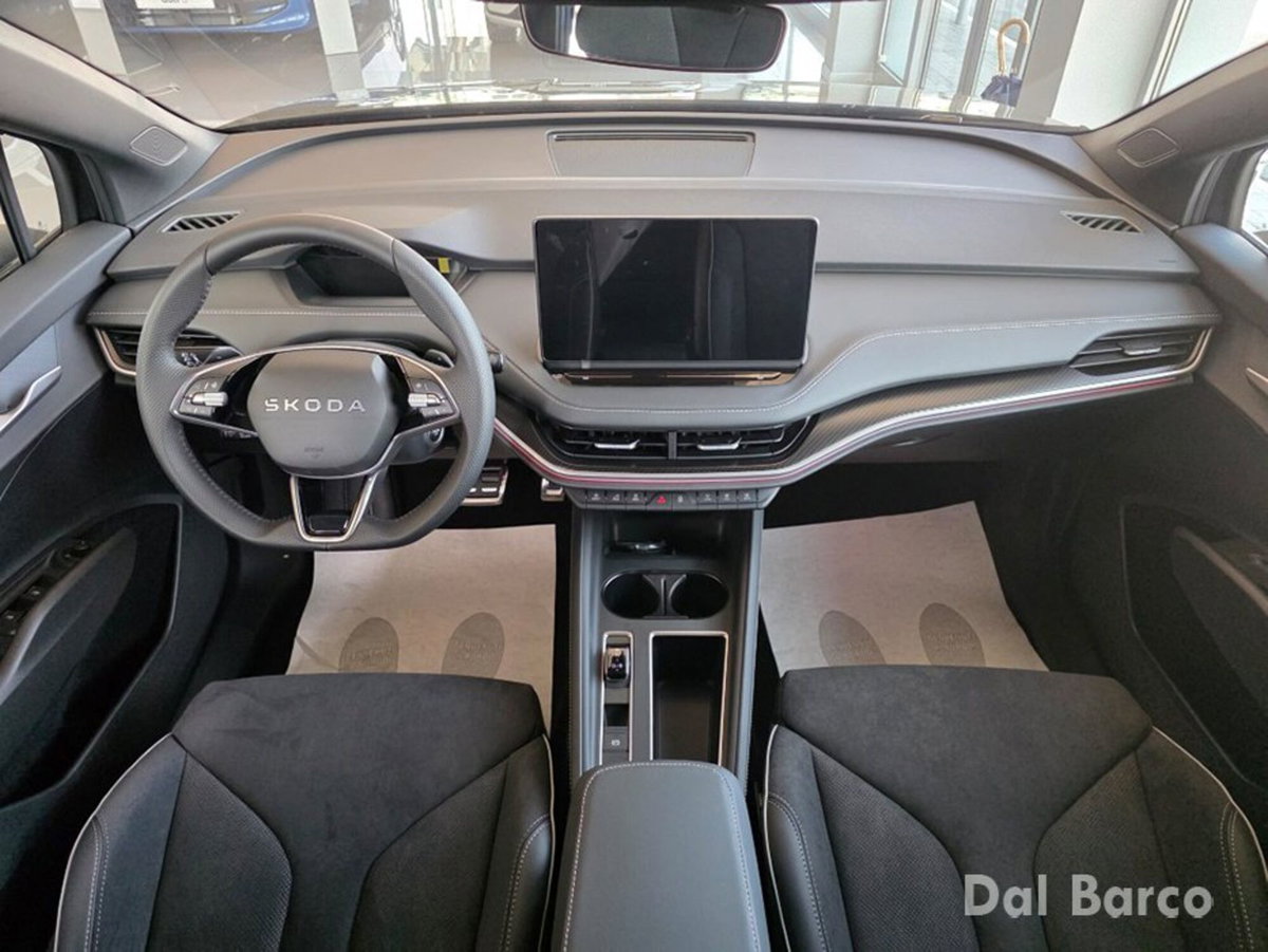 Skoda Elroq 61kWh 60 Sportline 190cv (13)