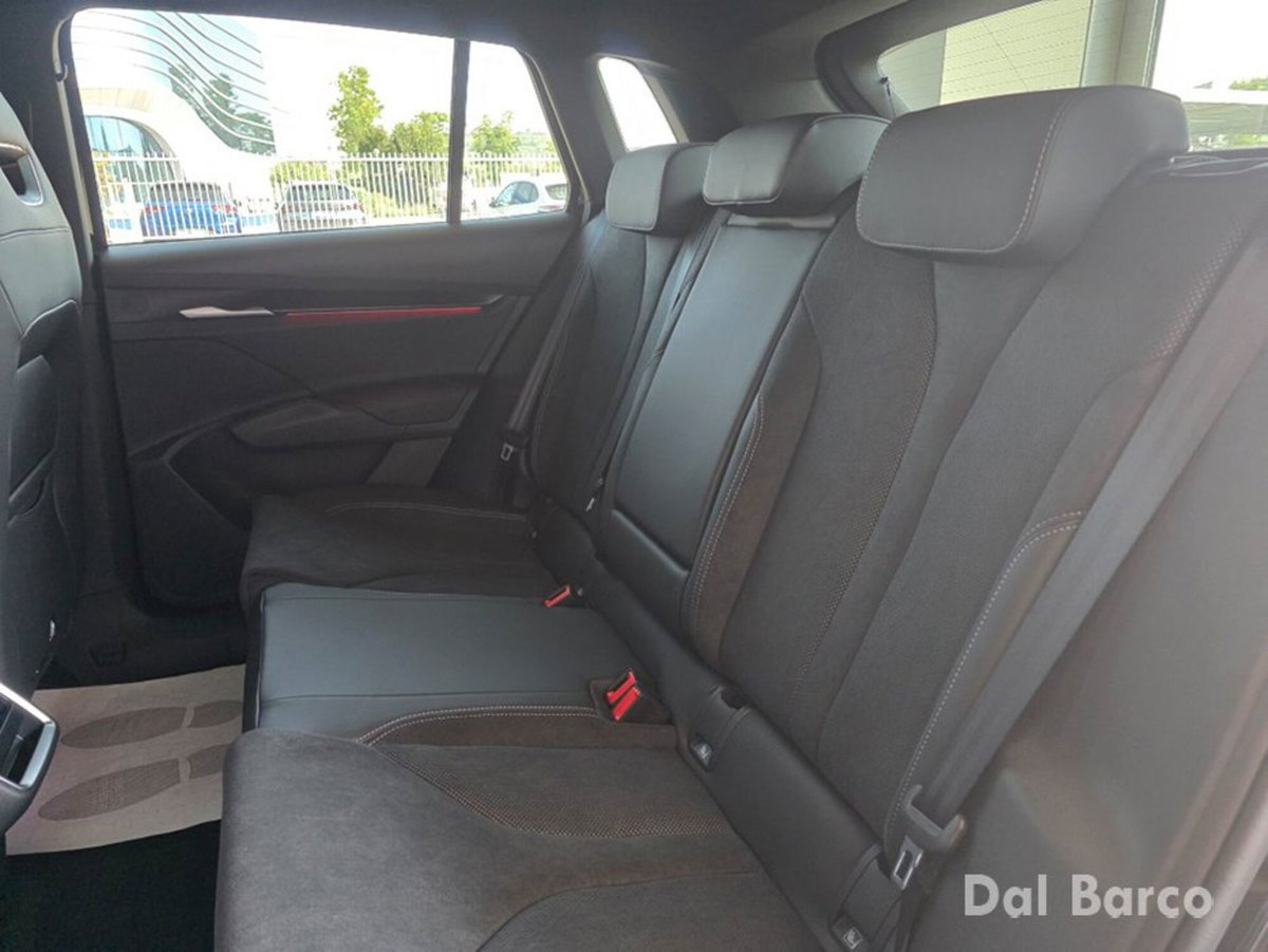 Skoda Elroq 61kWh 60 Sportline 190cv (15)