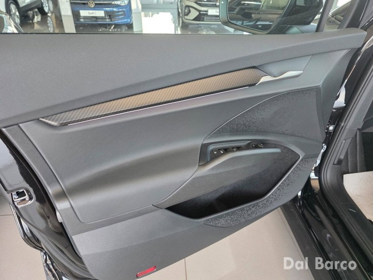 Skoda Elroq 61kWh 60 Sportline 190cv (6)