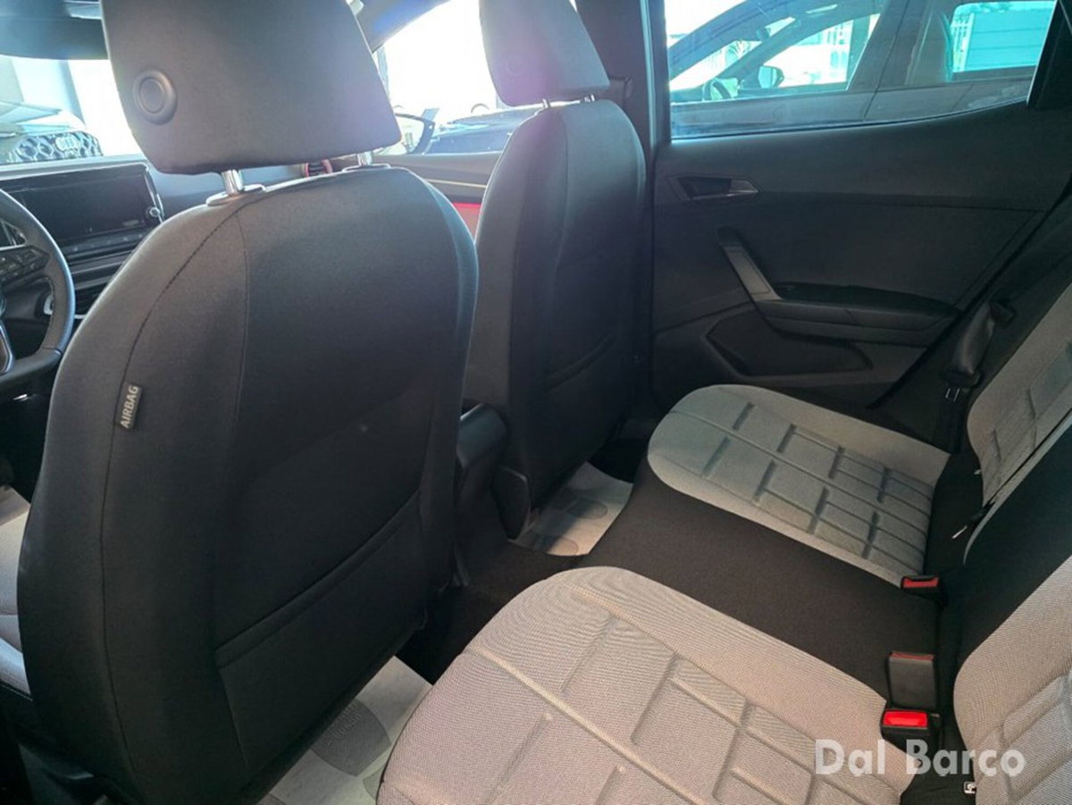 SEAT Ibiza 1.0 EcoTSI 115 CV DSG 5 porte FR (15)