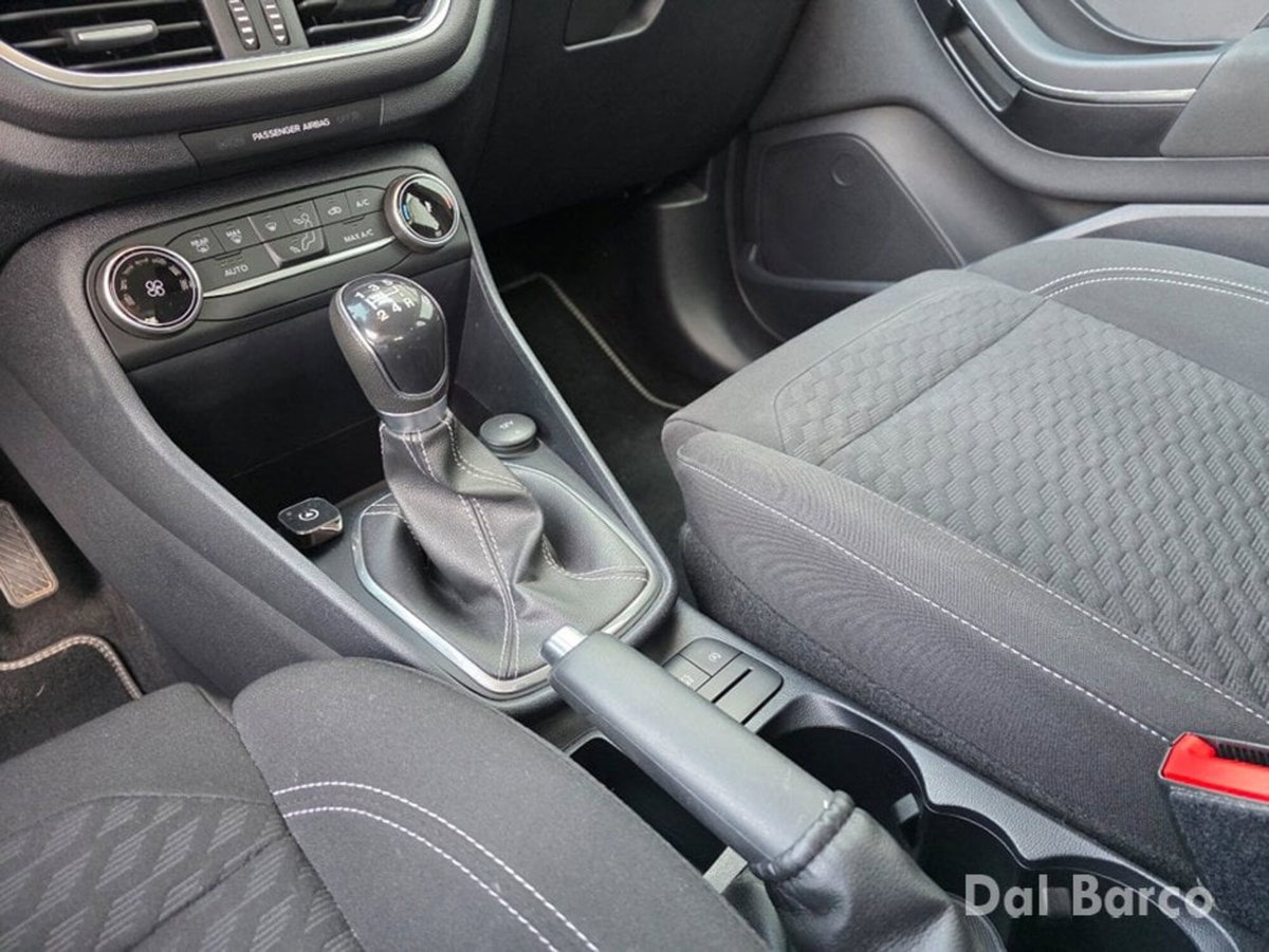 Ford Fiesta 1.1 75 CV GPL 5 porte Titanium (14)