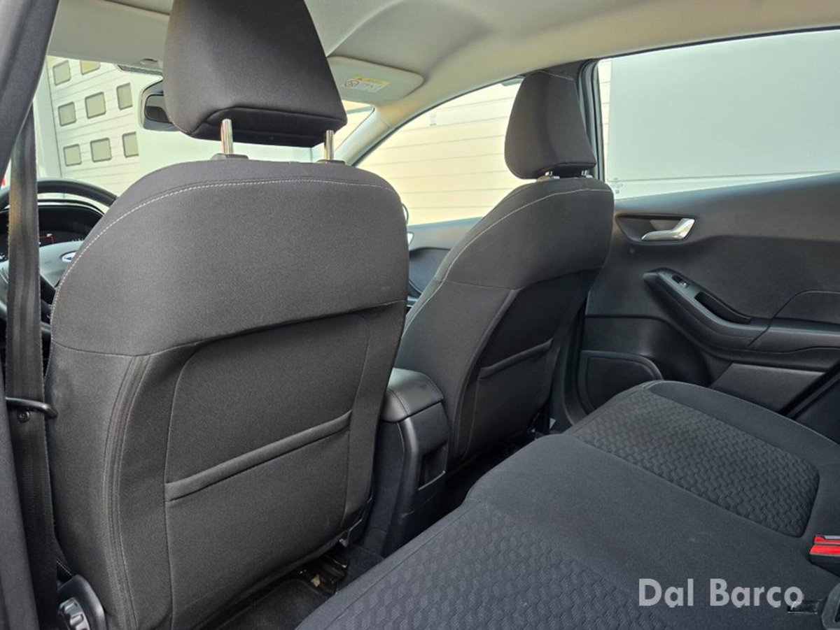 Ford Fiesta 1.1 75 CV GPL 5 porte Titanium (19)