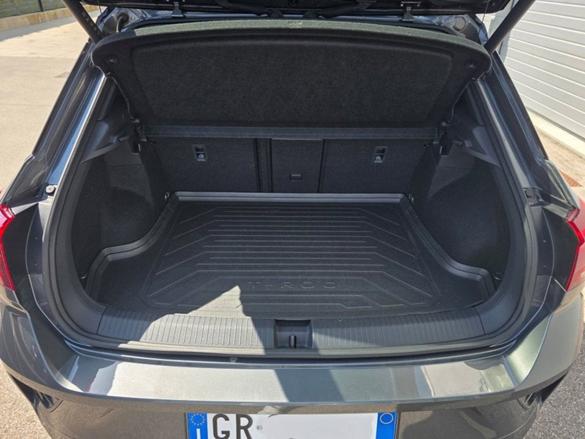 Volkswagen T-Roc 1.0 TSI R-Line (20)