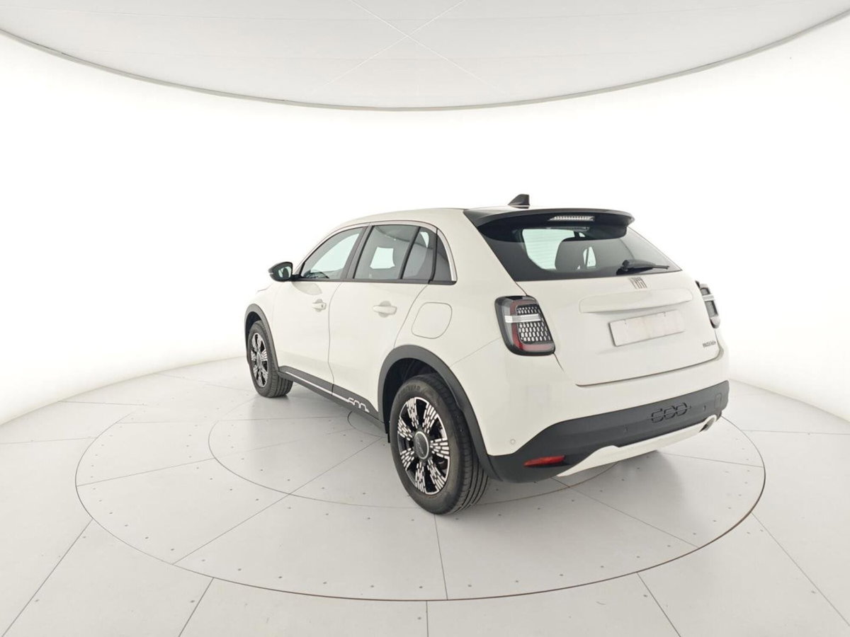 Fiat 600 1.2 hybrid 110cv auto (3)