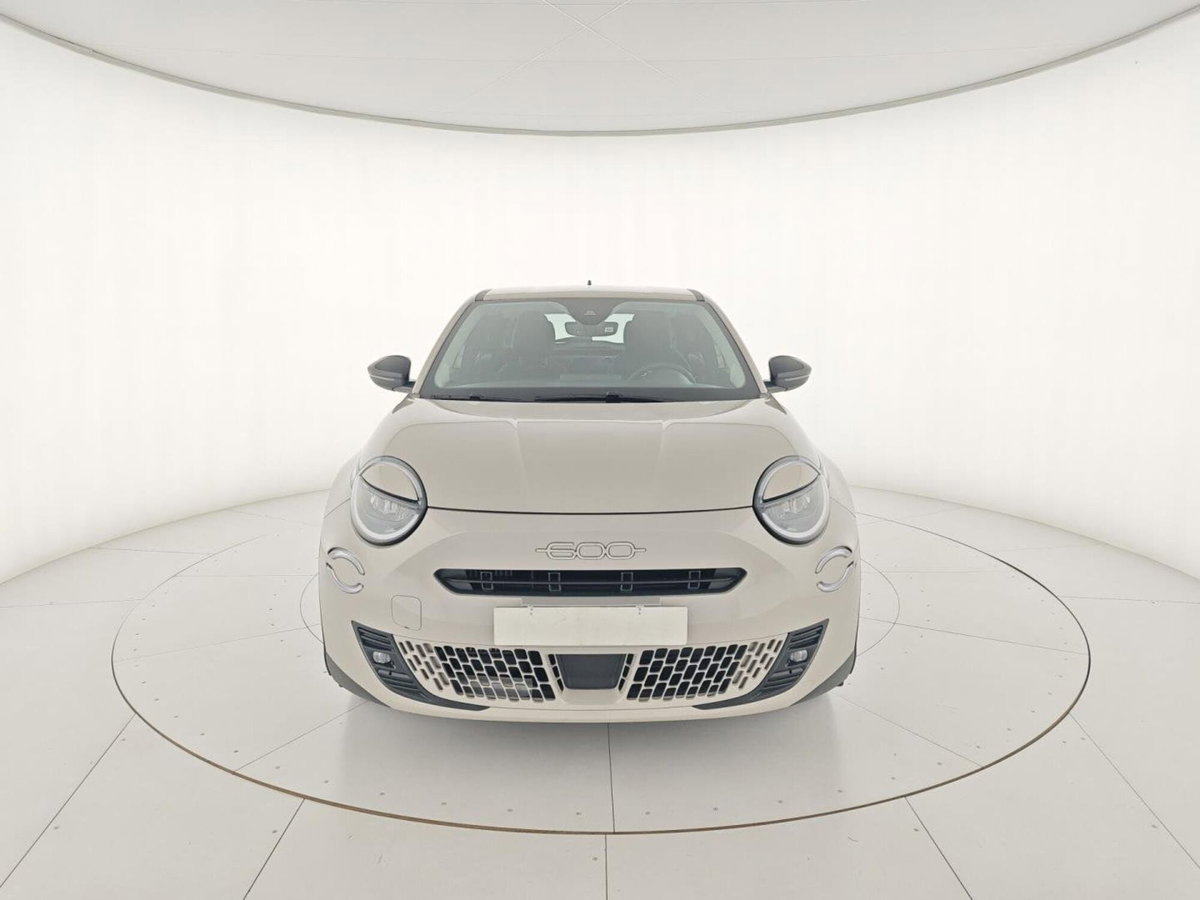 Fiat 600 1.2 hybrid 110cv auto (4)