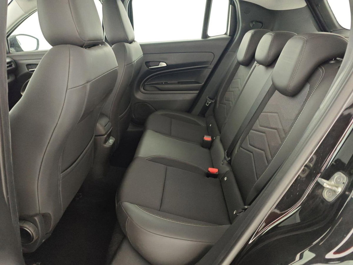 Jeep Avenger 1.2 turbo Altitude fwd 100cv (9)