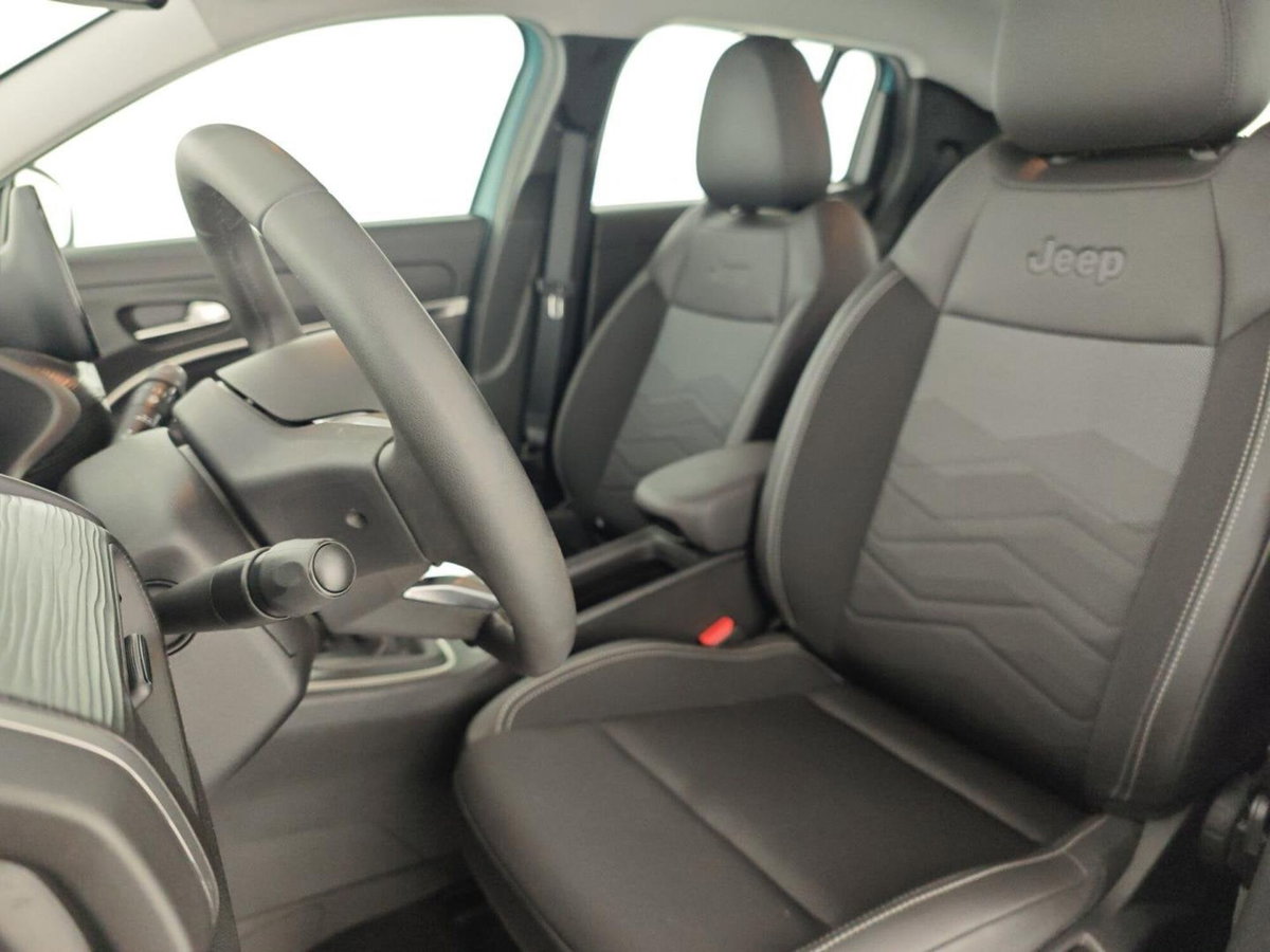Jeep Avenger 1.2 turbo Altitude fwd 100cv (11)