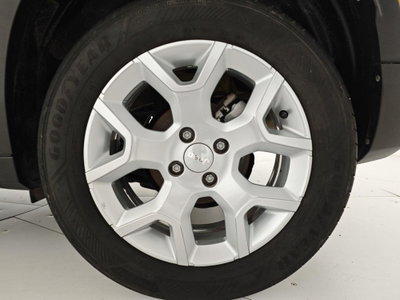 Jeep Avenger 1.2 turbo Altitude fwd 100cv (8)