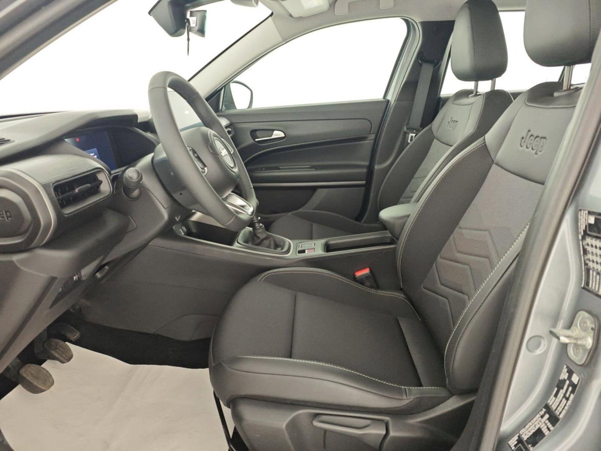 Jeep Avenger 1.2 turbo Altitude fwd 100cv (12)