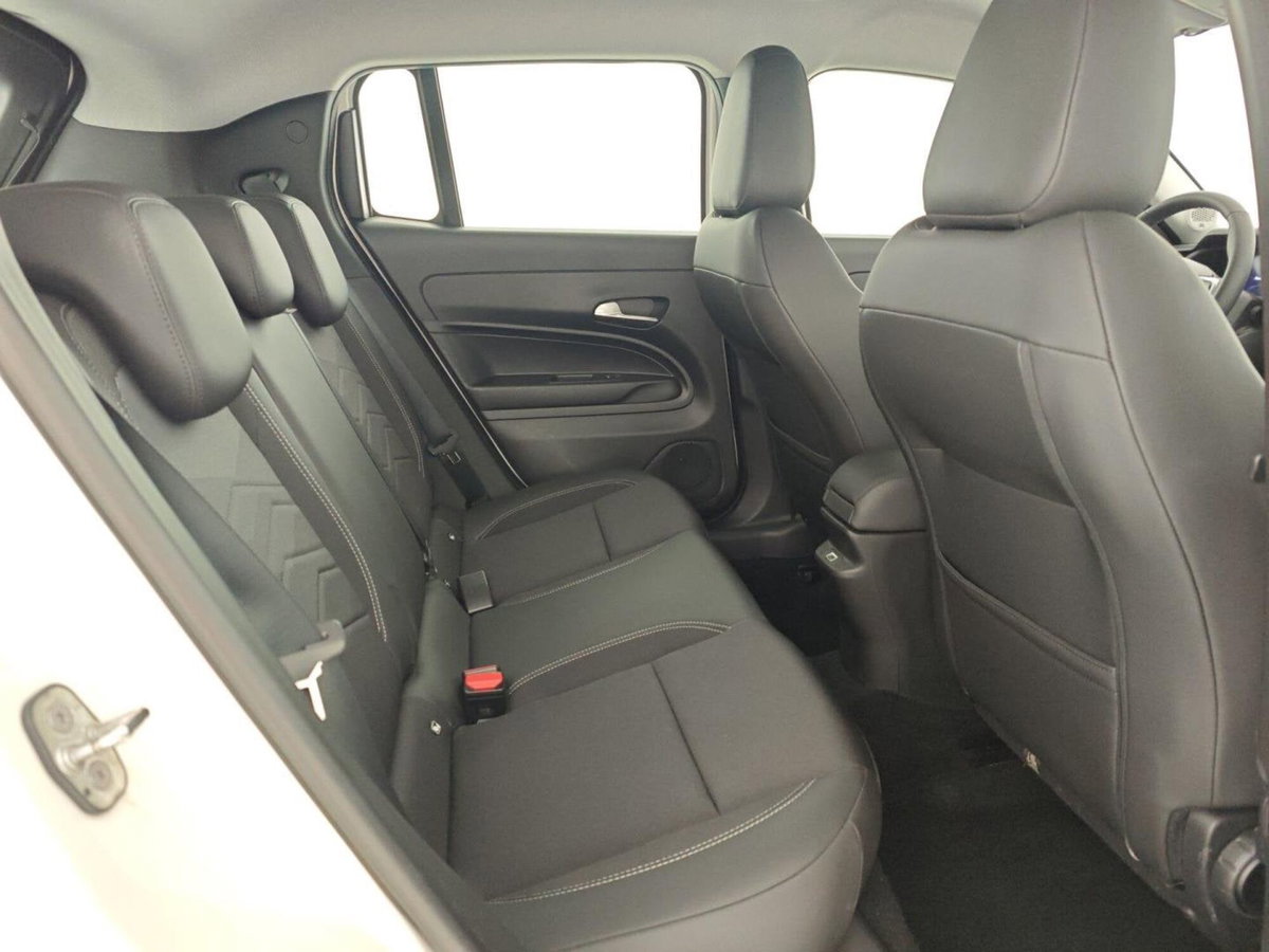 Jeep Avenger 1.2 turbo Altitude fwd 100cv (17)