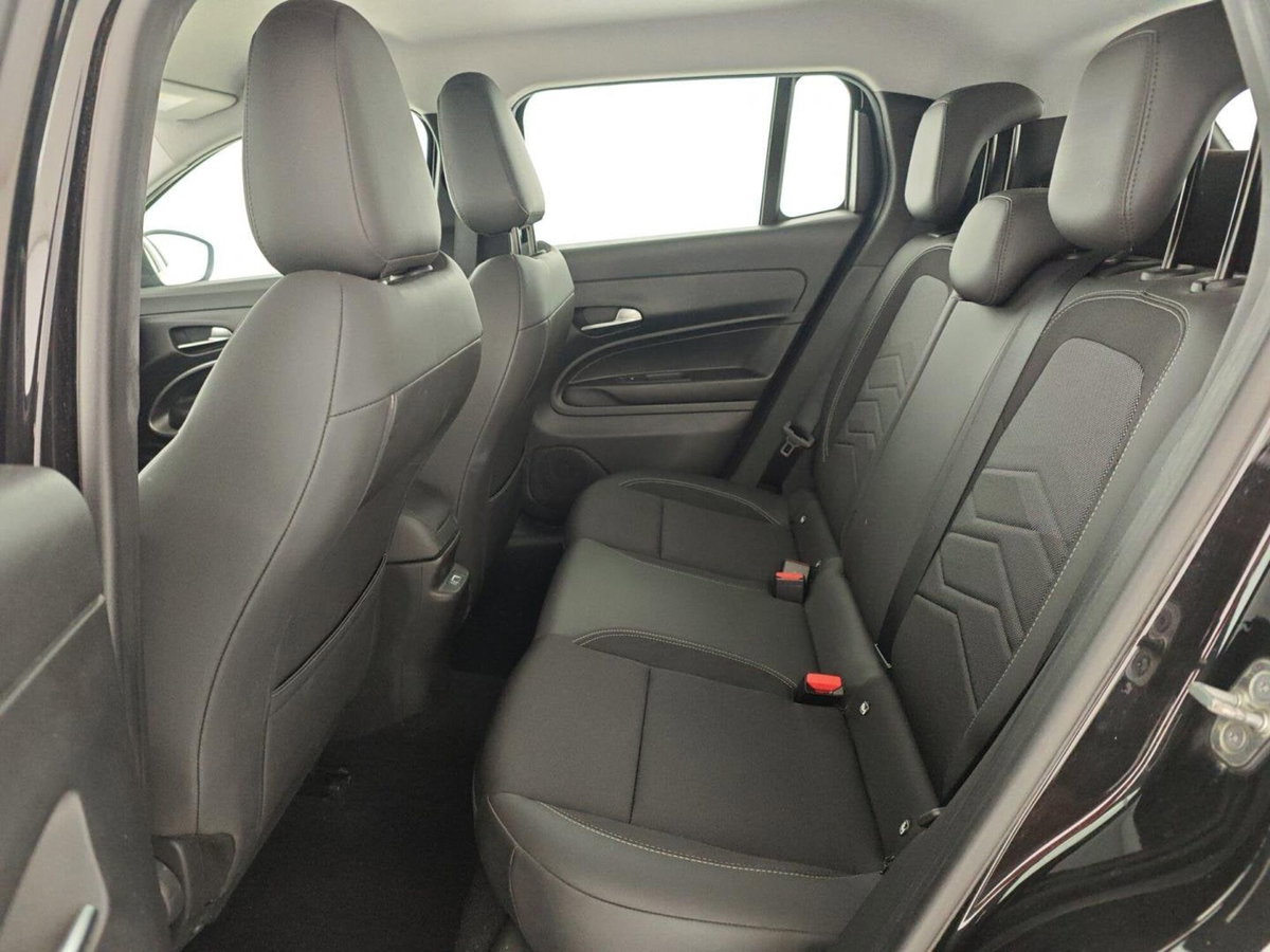 Jeep Avenger 1.2 turbo Altitude fwd 100cv (13)