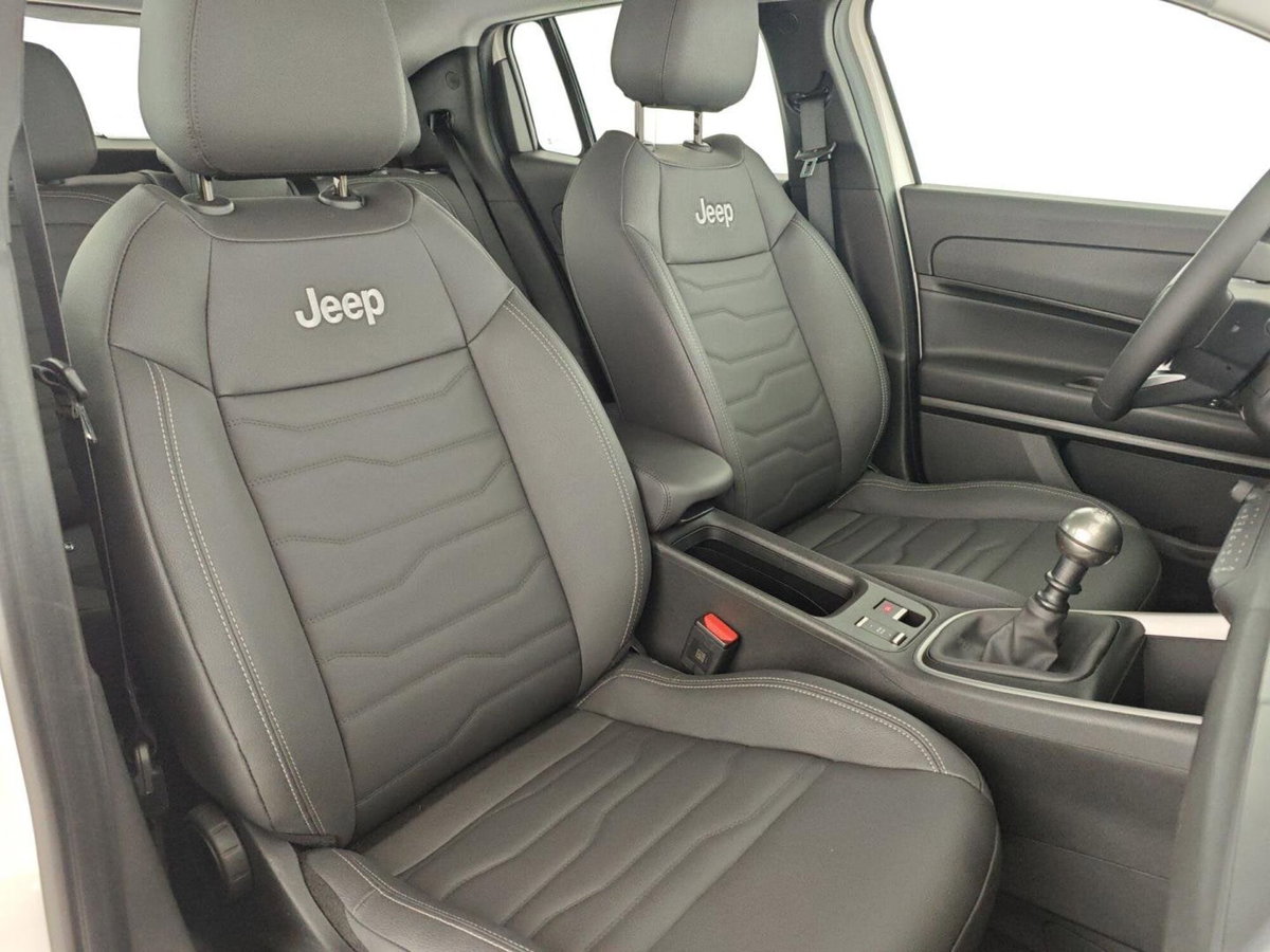 Jeep Avenger 1.2 turbo Altitude fwd 100cv (15)