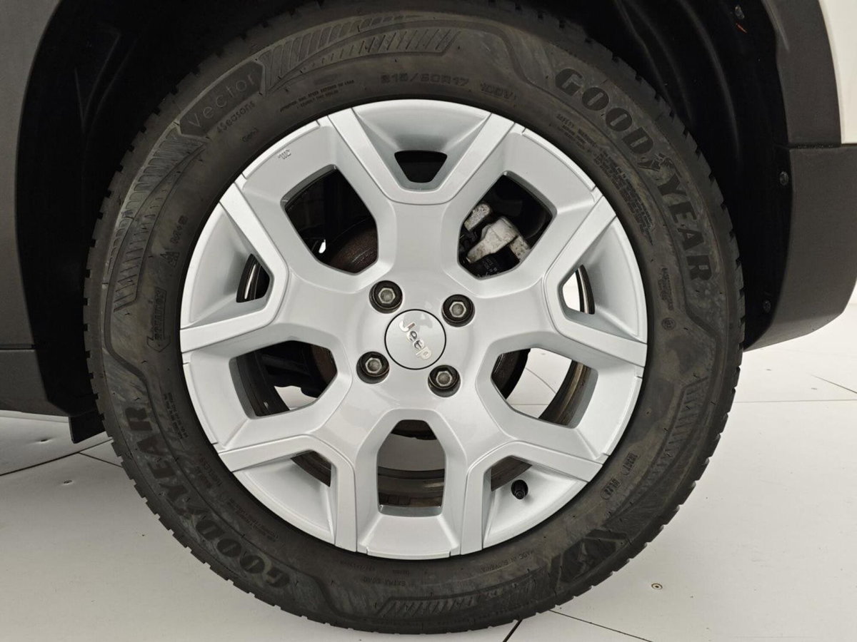 Jeep Avenger 1.2 turbo Altitude fwd 100cv (9)