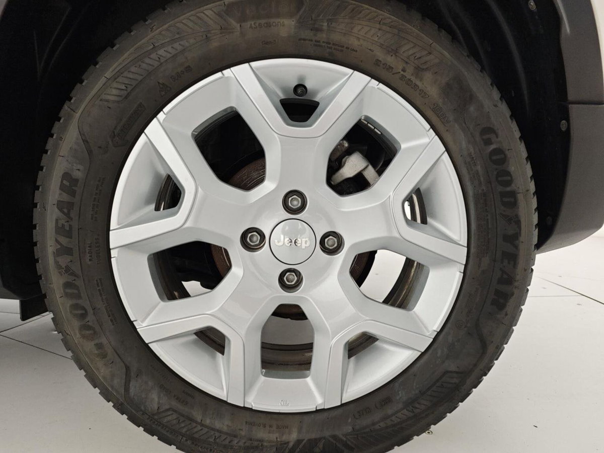 Jeep Avenger 1.2 turbo Altitude fwd 100cv (10)