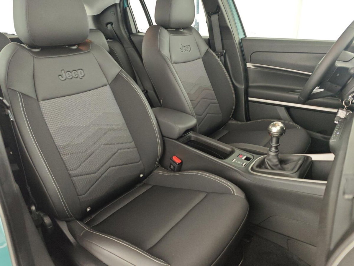 Jeep Avenger 1.2 turbo Altitude fwd 100cv (14)