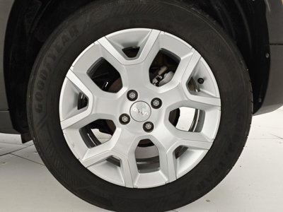 Jeep Avenger 1.2 turbo Altitude fwd 100cv (8)