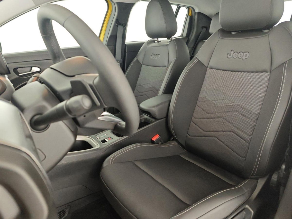 Jeep Avenger full-electric Altitude fwd 156cv auto (12)
