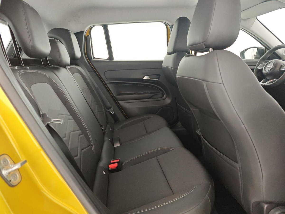 Jeep Avenger full-electric Altitude fwd 156cv auto (16)