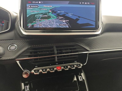 Peugeot 2008 PureTech 100 S&S Allure (17)