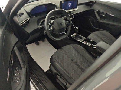 Peugeot 2008 PureTech 100 S&S Allure (10)
