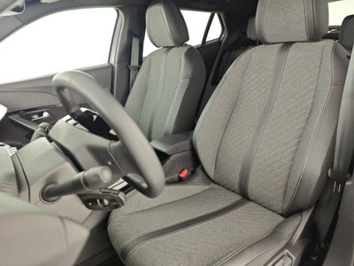 Peugeot 2008 PureTech 100 S&S Allure (12)