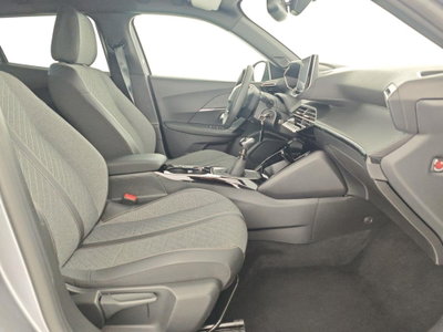Peugeot 2008 PureTech 100 S&S Allure (13)