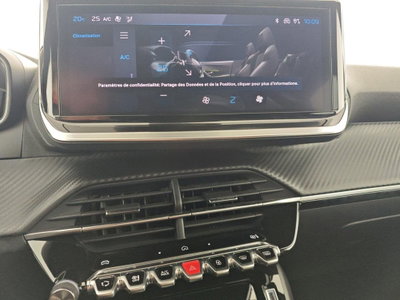 Peugeot 2008 PureTech 100 S&S Allure (16)