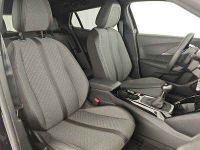 Peugeot 2008 PureTech 100 S&S Allure (14)