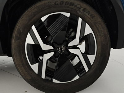 Peugeot 2008 PureTech 100 S&S Allure (8)