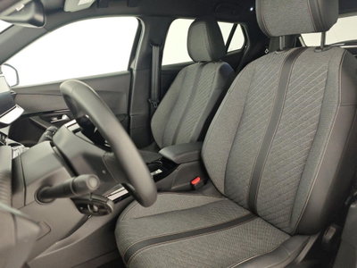 Peugeot 2008 PureTech 100 S&S Allure (11)