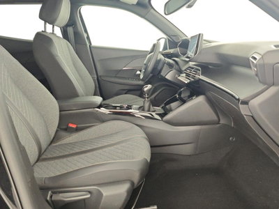 Peugeot 2008 PureTech 100 S&S Allure (13)