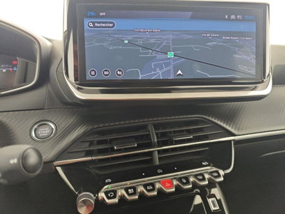 Peugeot 2008 PureTech 100 S&S Allure (17)
