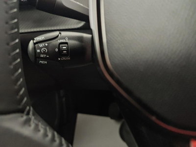 Peugeot 2008 PureTech 100 S&S Allure (19)