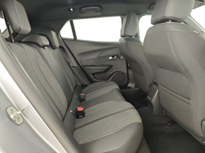 Peugeot 2008 PureTech 100 S&S Allure (16)