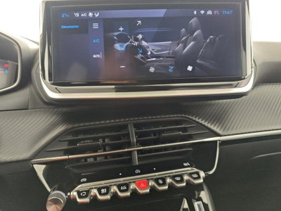 Peugeot 2008 PureTech 100 S&S Allure (17)