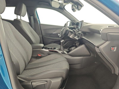 Peugeot 2008 PureTech 100 S&S Allure (14)