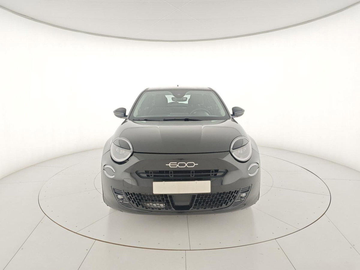 Fiat 600 1.2 hybrid 110cv auto (5)