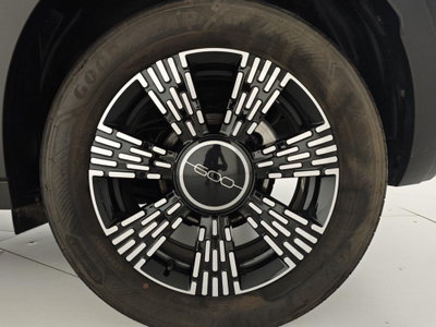 Fiat 600 1.2 hybrid 110cv auto (8)