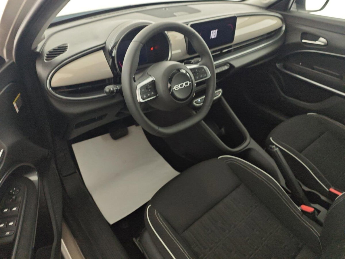 Fiat 600 1.2 hybrid 110cv auto (8)