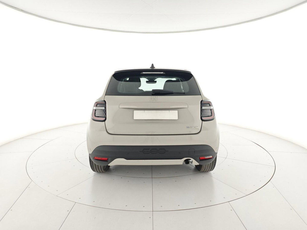 Fiat 600 1.2 hybrid 110cv auto (4)